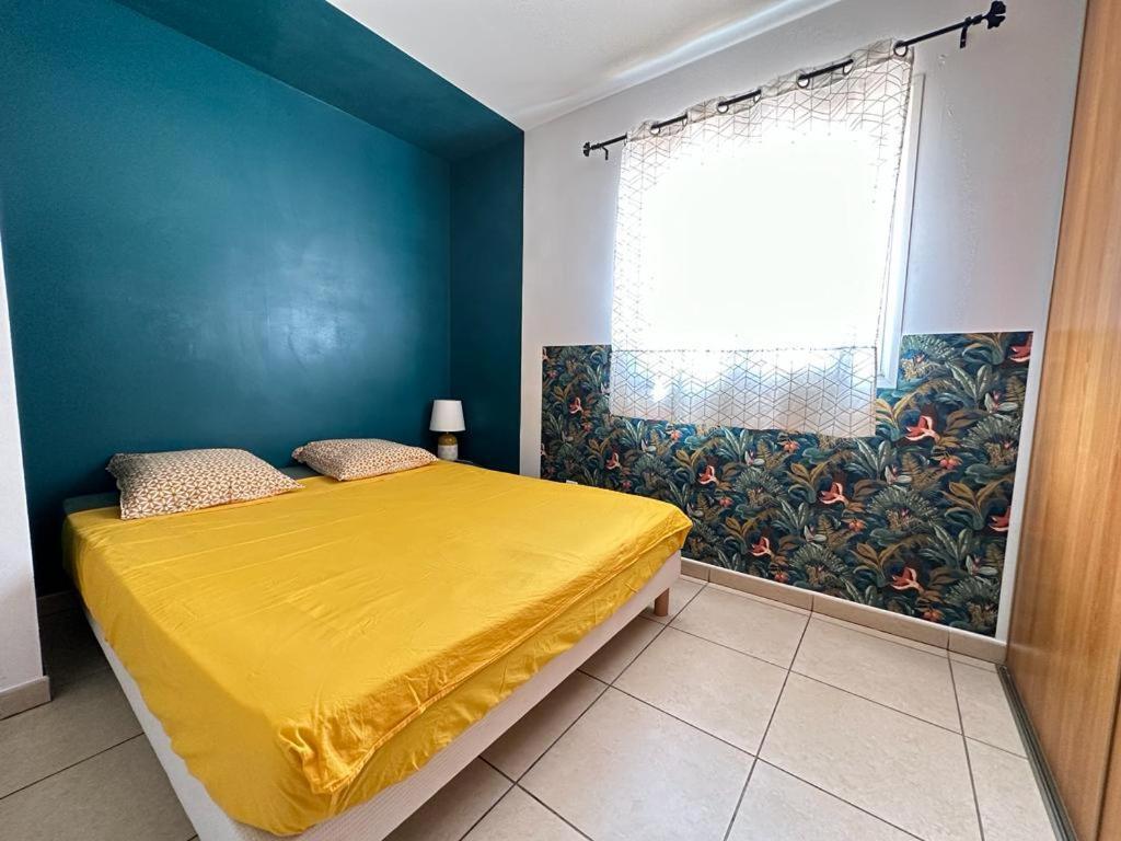 Appartement T3 Proche Aeroport Et Nordev Sainte-Clotilde Extérieur photo