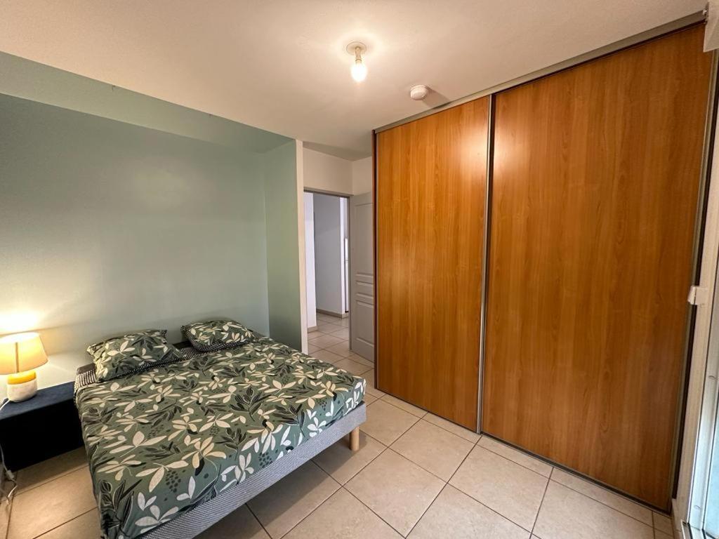 Appartement T3 Proche Aeroport Et Nordev Sainte-Clotilde Extérieur photo